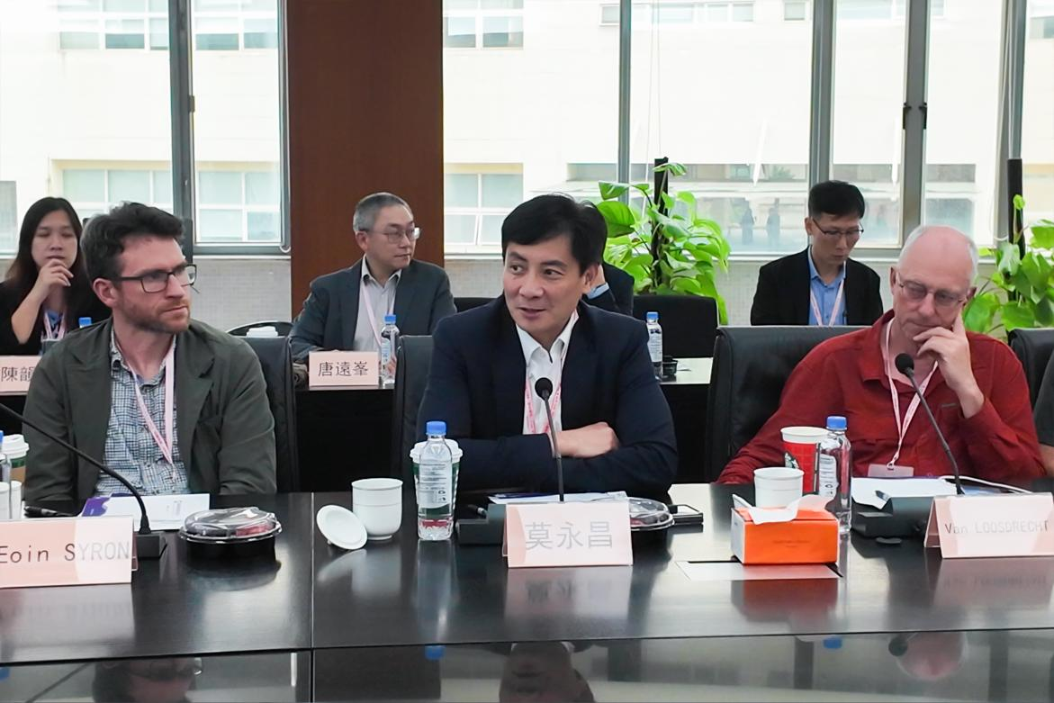 888�ڲ���-����Ϊ��,רҵЧ��